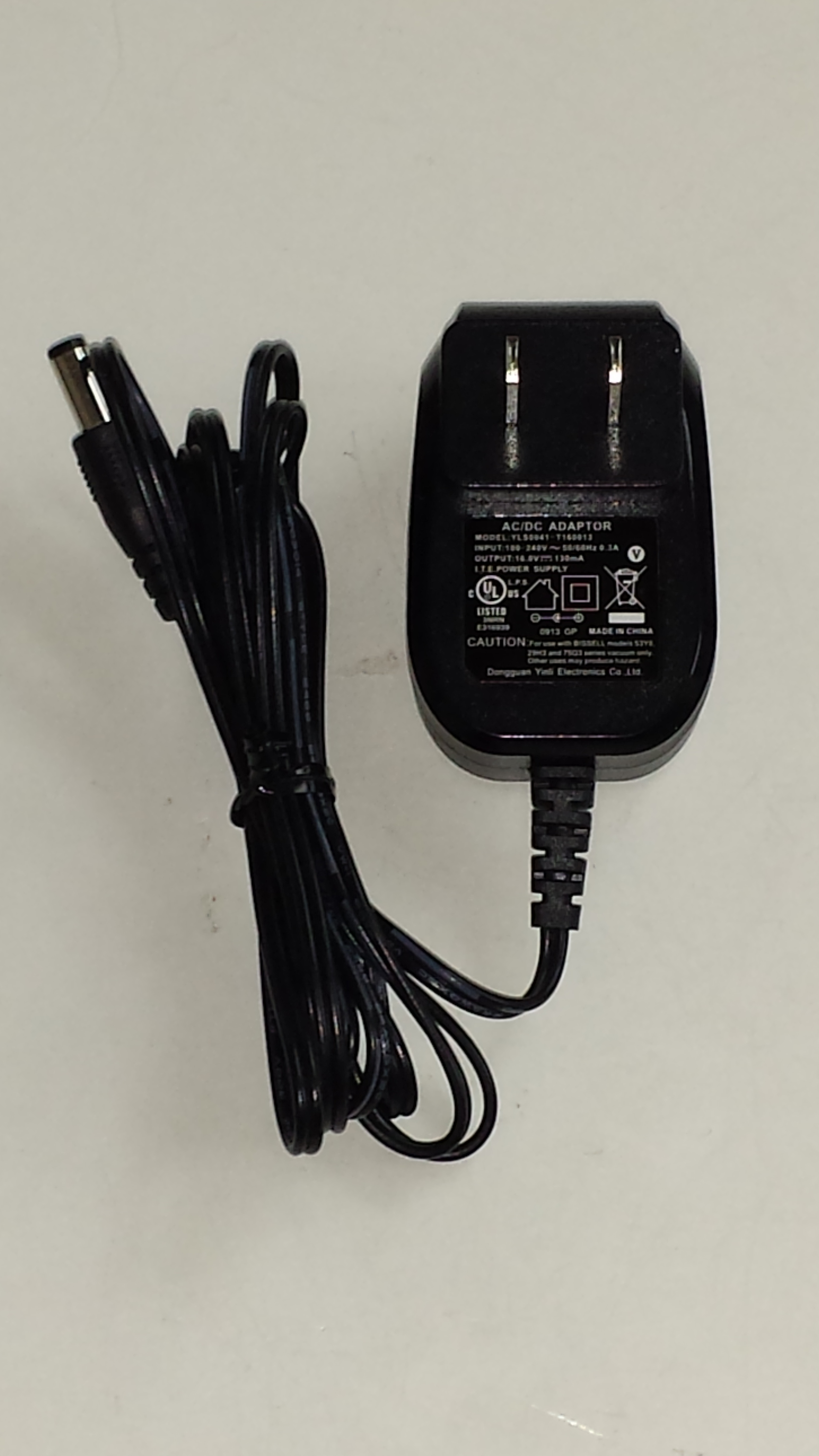 NEW Bissell 53YB 29H3 75Q3 Vacuum AC Adapter YLS0041-T160013 16V 130mA